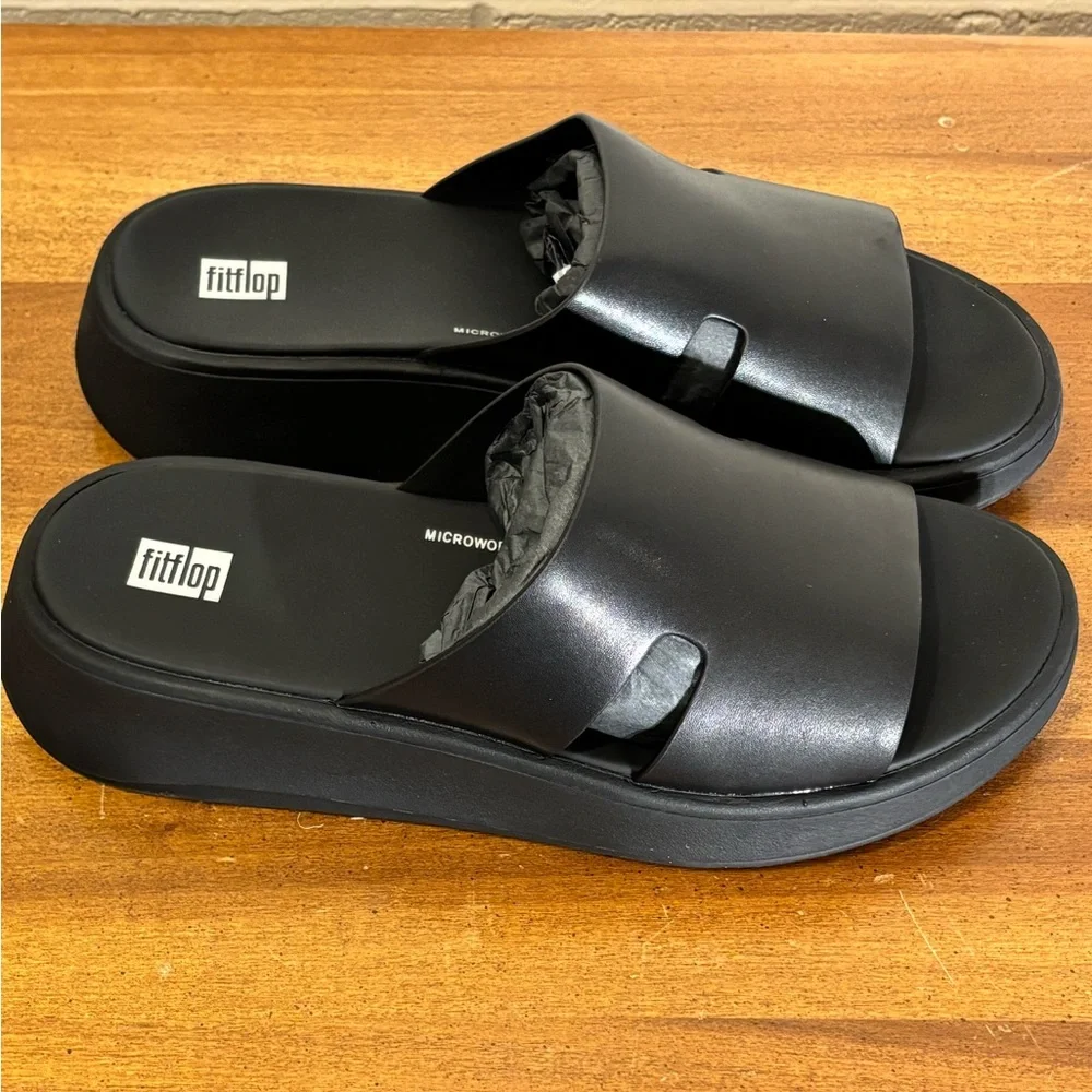 FitFlop Women’s Sleek Black Slide Sandals - NWT - Picture 2 of 4
